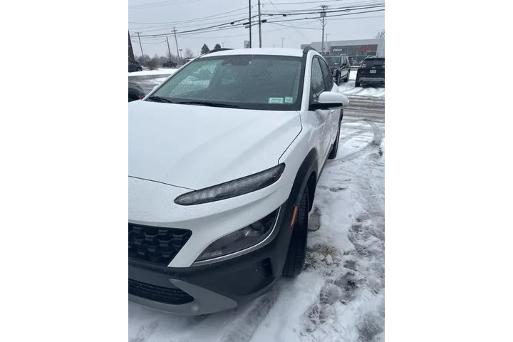 $20990 : Hyundai KONA 2023 AWD SEL 4d image 3