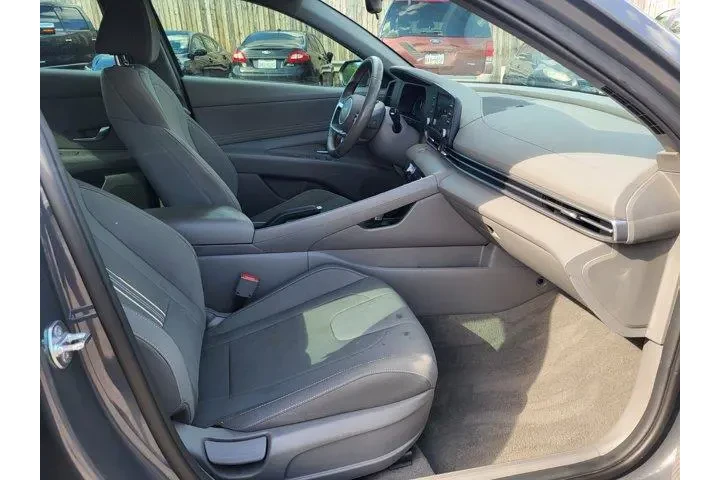 $21500 : Hyundai ELANTRA 2025 SEL Spo image 10