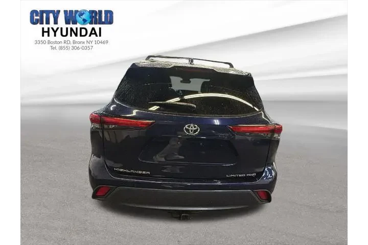 $29546 : Toyota Highlander 2021 AWD L image 4