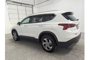 $21797 : Hyundai SANTA FE 2023 AWD SE thumbnail