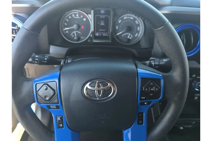 Toyota Tacoma 2020 4x2 TRD O image 9