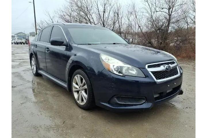 $10500 : Subaru Legacy 2013 AWD 2.5i image 1