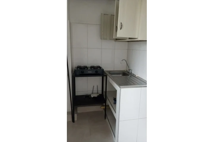 $480000 : Rento estudio en brisas alamos image 1