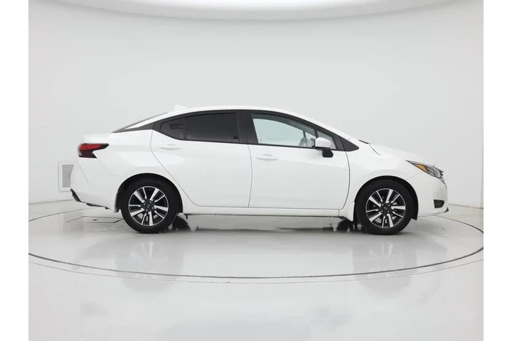 $19998 : Nissan Versa 2025 SV 4dr Sed image 7
