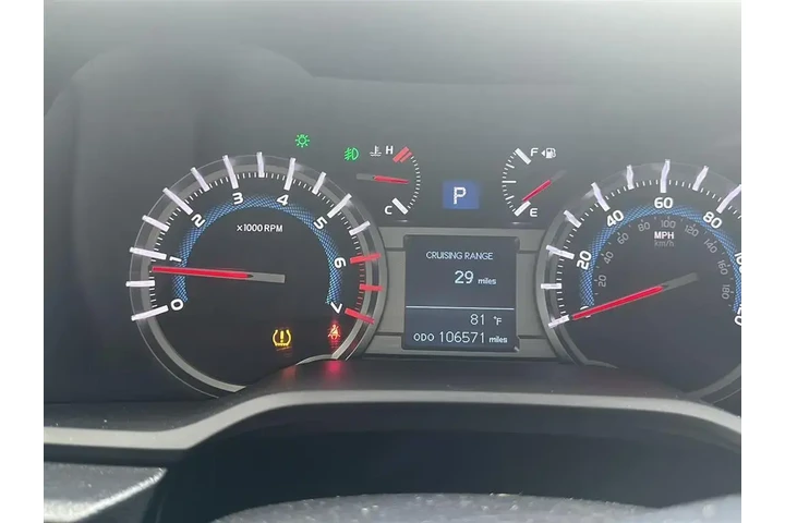 $28662 : Toyota 4Runner 2018 4x4 SR5 image 2