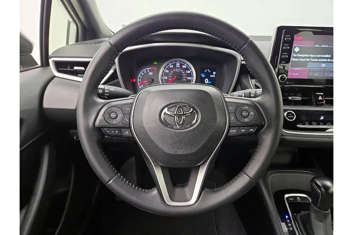 $22998 : Toyota Corolla Hatchback 202 image 10