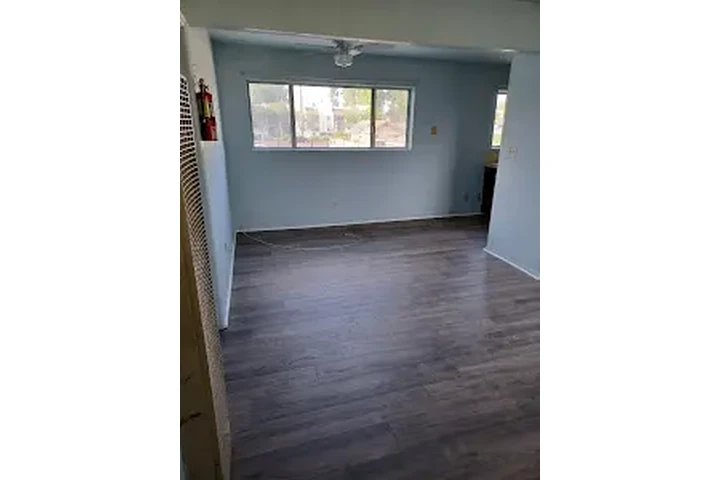 $1900 : BELL GARDENS RENTO APTO. image 1