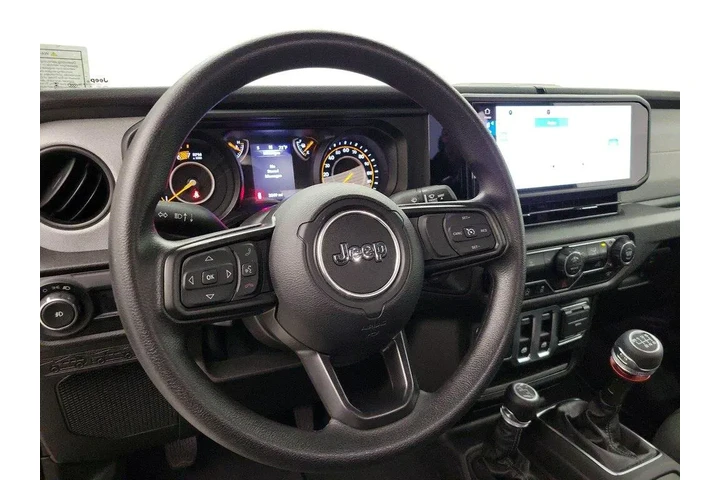 $31998 : Jeep Wrangler 2025 4x4 Sport image 10