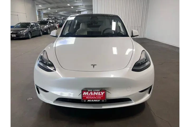 $29978 : Tesla Model Y 2021 AWD Long image 8