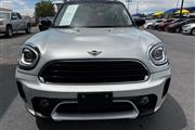 $27995 : Pre-Owned 2022 Countryman Coo thumbnail