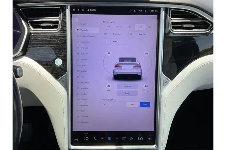 $27000 : Tesla Model X 2017 AWD 75D 4 image 2
