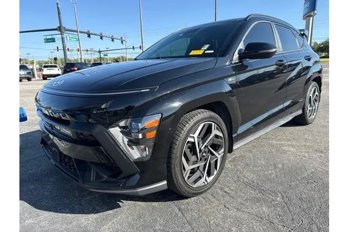 $20796 : Hyundai KONA 2024 N Line 4dr image 2