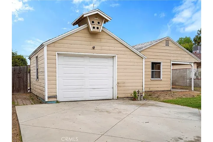 $1150 : 6701 Matilija Ave, Van Nuys, C image 1