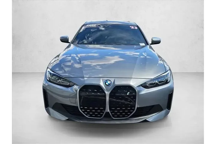 $32243 : BMW i4 2023 eDrive35 Gran Co image 2