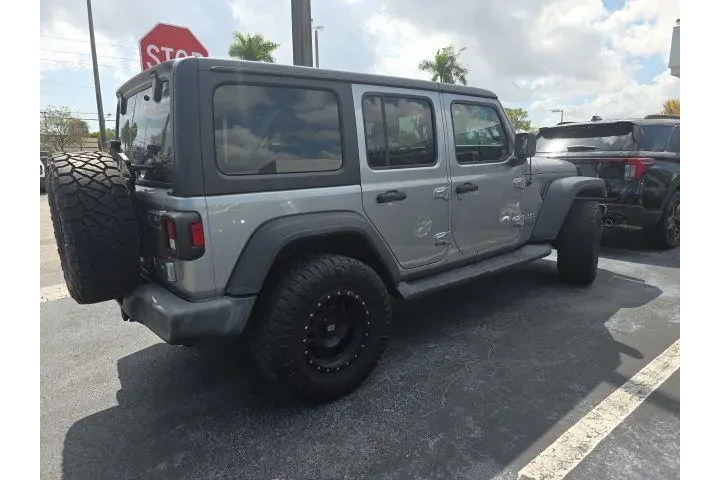 $22997 : Jeep Wrangler Unlimited 2019 image 4