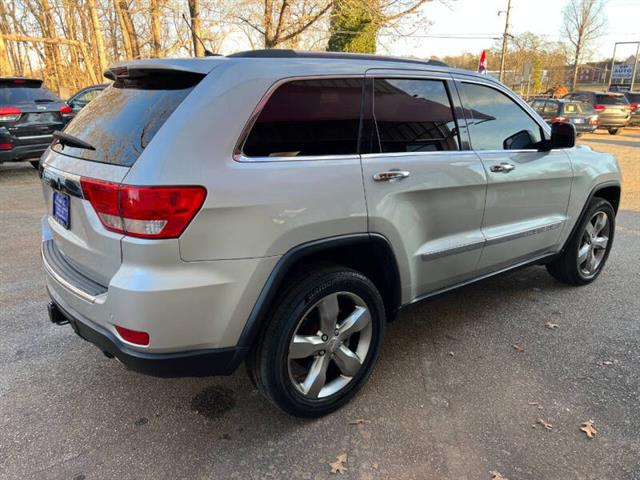 $10999 : 2011 Grand Cherokee Overland image 6