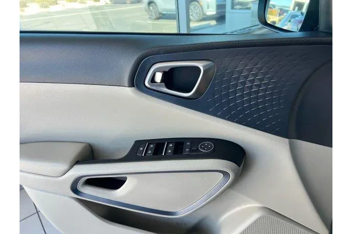 $21997 : Kia Soul 2024 EX 4dr Crossov image 10