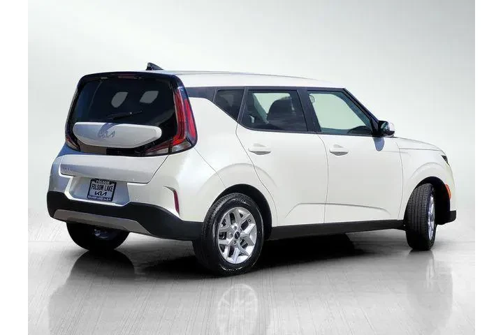 $19759 : Kia Soul 2025 S 4dr Crossove image 4