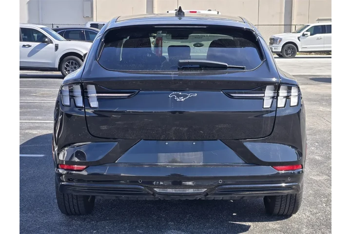 $29893 : Ford Mustang Mach-E 2023 AWD image 6