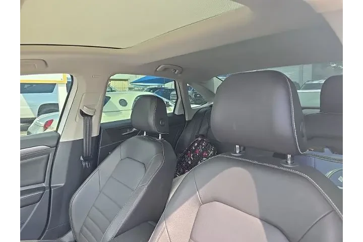 $22773 : Volkswagen Jetta 2024 SE 4dr image 5