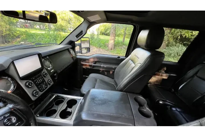 $26997 : 2015 F-250 Super Duty Platinum image 10