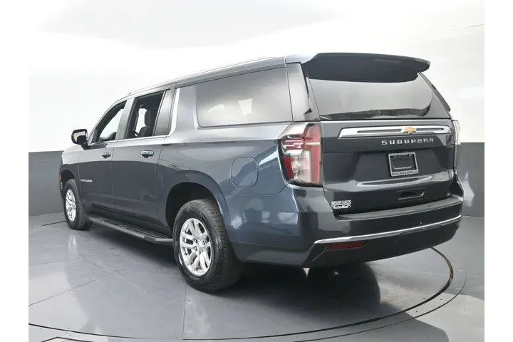 $31991 : Chevrolet Suburban 2021 4x2 image 4