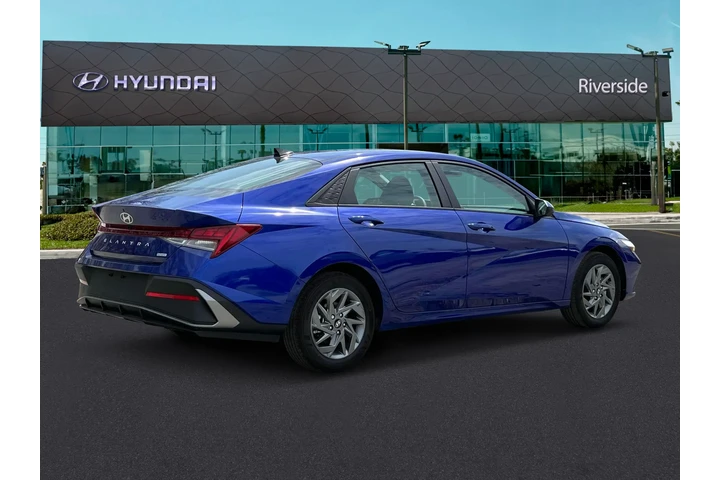 $22991 : Hyundai ELANTRA Hybrid 2024 image 8