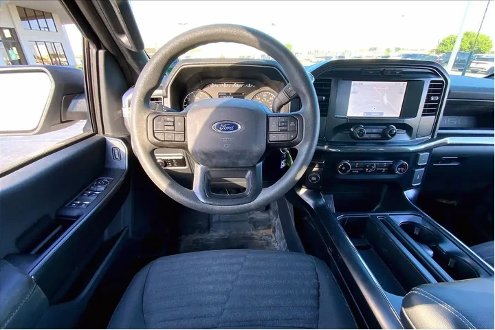 $34532 : Ford F-150 2023 4x2 XL 4dr S image 6