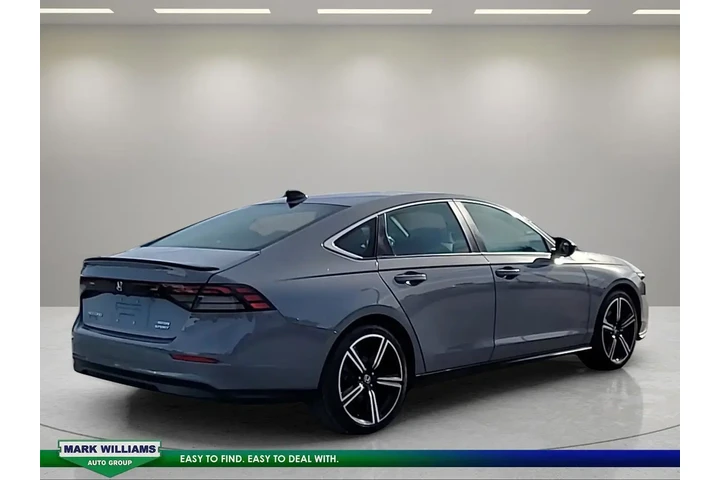 $27500 : Honda Accord Hybrid 2024 Spo image 8