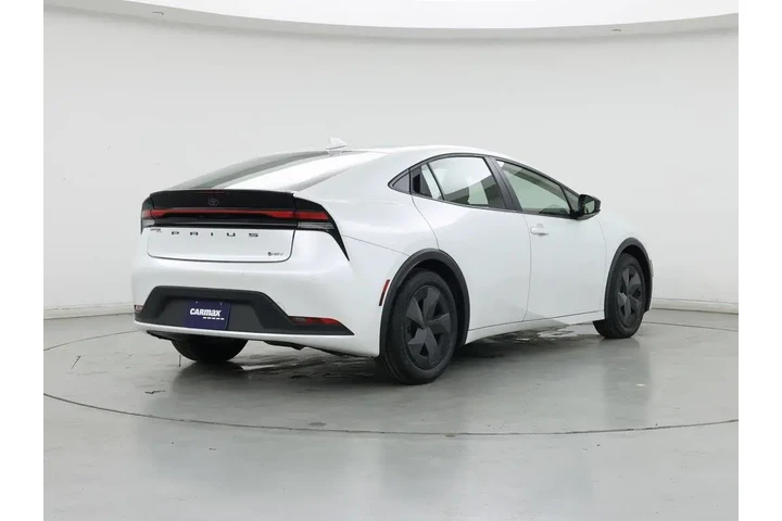 $26998 : Toyota Prius 2024 LE 4dr Hat image 8