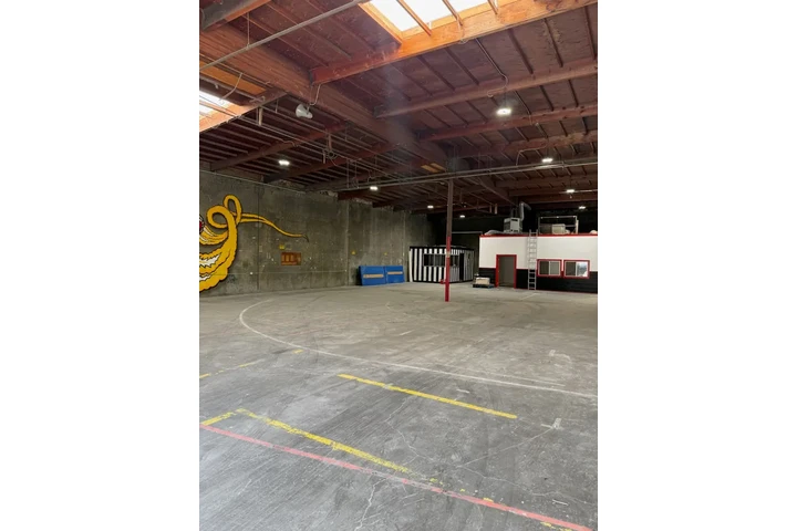 $6500 : Bodega Disponible en Gardena image 3
