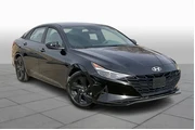 $20138 : Hyundai ELANTRA 2023 SEL 4dr thumbnail
