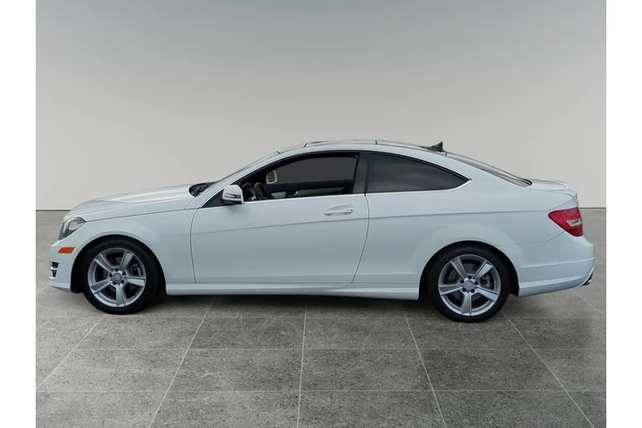 $9900 : Mercedes-Benz C-Class 2015 C image 4