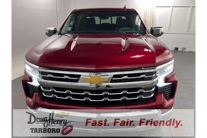 $60021 : Chevrolet Silverado 1500 202 image 2
