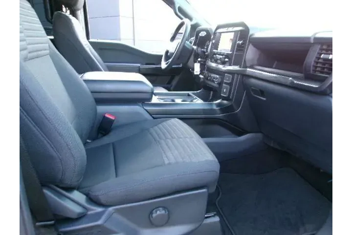$39996 : Ford F-150 2023 4x4 XL 4dr S image 5