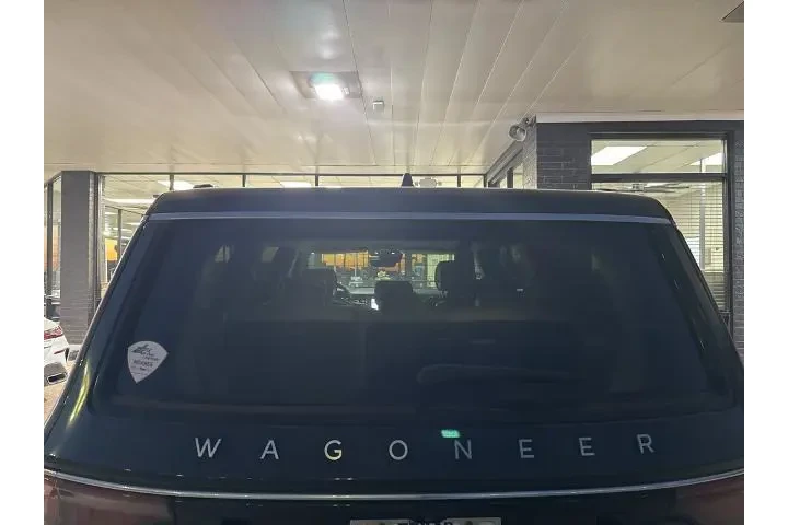 $35198 : Jeep Wagoneer 2022 4x4 Serie image 4