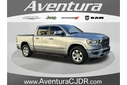 Ram 1500 2022 4x2 Laramie 4d en Miami