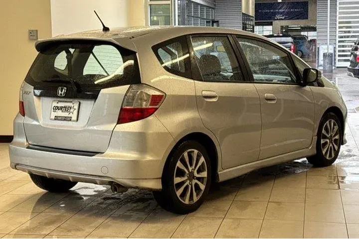 $10998 : Honda Fit 2012 Sport 4dr Hat image 4
