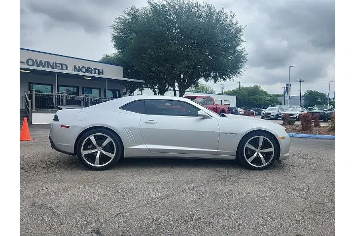 $15995 : Chevrolet Camaro 2015 LS 2dr image 2