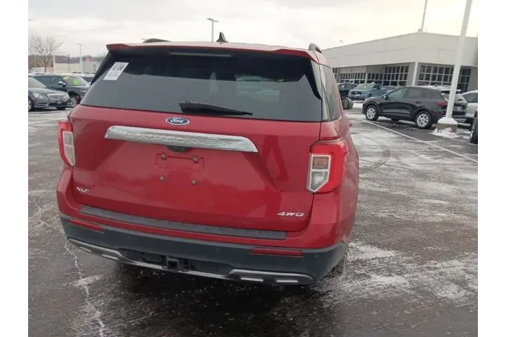 $29900 : Ford Explorer 2022 AWD XLT 4 image 7