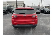 $22649 : Jeep Compass 2023 4x4 Latitu thumbnail