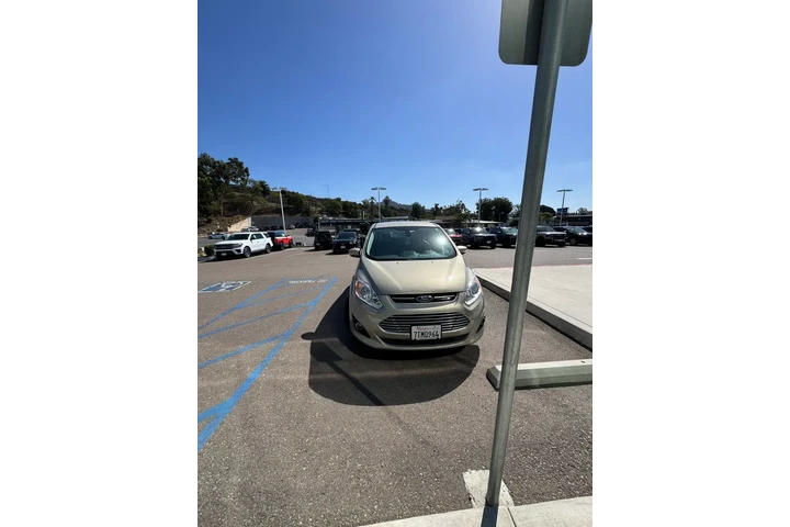 $12900 : Ford C-MAX Energi 2016 SEL 4 image 2