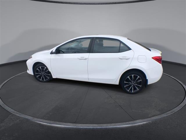 $19600 : PRE-OWNED 2018 TOYOTA COROLLA image 6