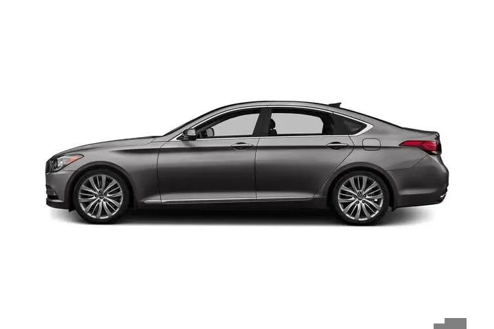 $11240 : Hyundai Genesis 2016 3.8L 4d image 2