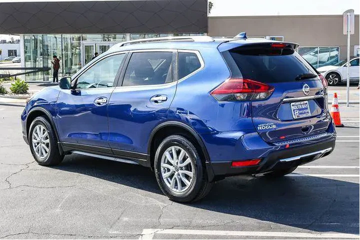 $13498 : Nissan Rogue 2018 S 4dr Cros image 4