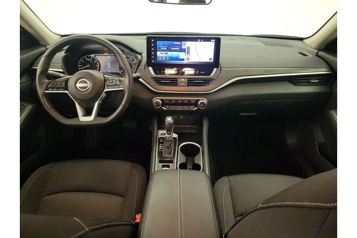 $21998 : Nissan Altima 2024 2.5 SV 4d image 9