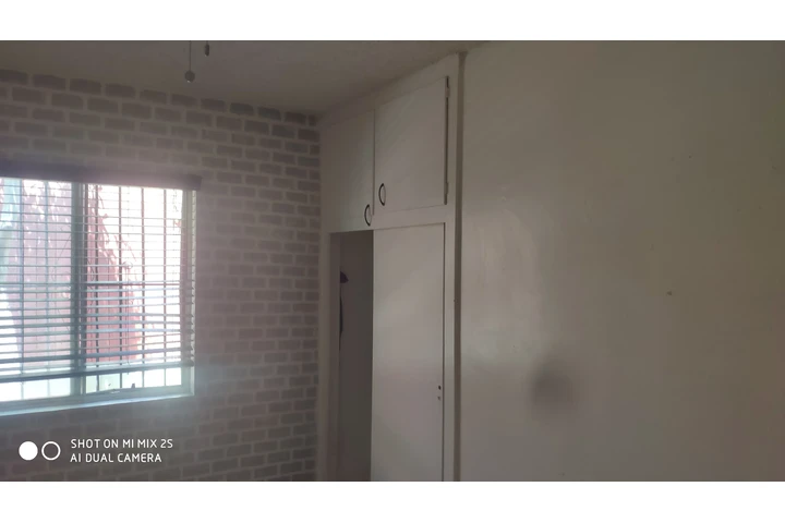 $800 : Rento cuarto image 2