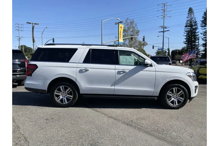 $36995 : Ford Expedition MAX 2024 4x2 image 2