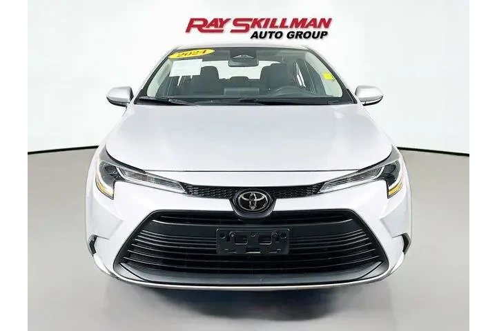 $23975 : Toyota Corolla 2024 LE 4dr S image 2