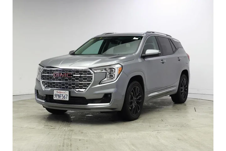 $32998 : GMC Terrain 2024 AWD Denali image 4